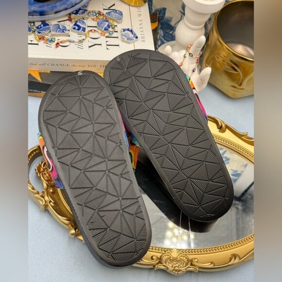 🆕 KURT GEIGER LONDON 🧿 NWOB Brixton Plate Pool Slide, Groovy Rainbow - Sz 6 - Picture 12 of 13